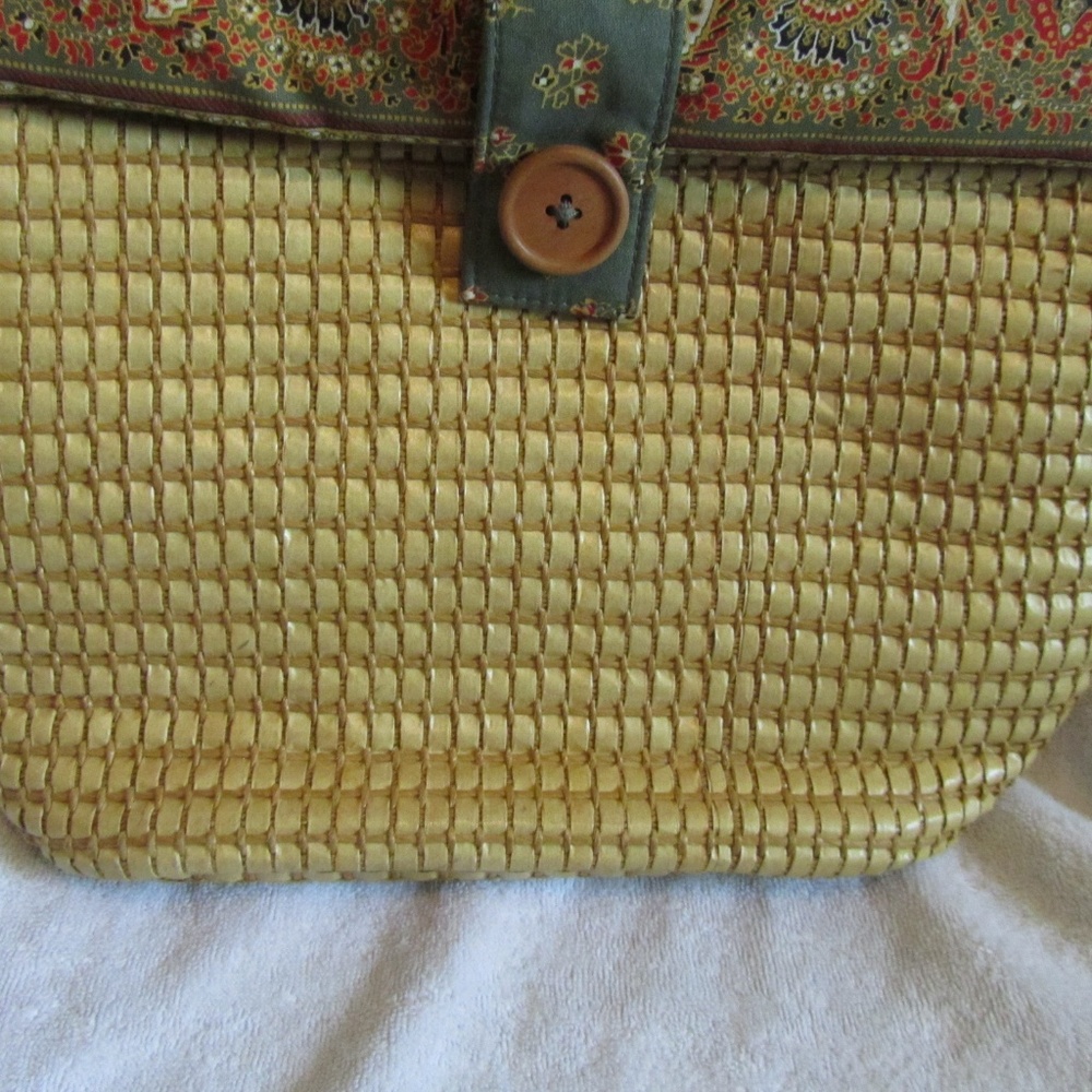 Maggi B Straw Purse W/Fabric Trim & Bamboo Handles - Picture 3 of 8